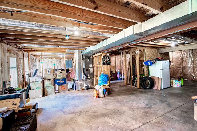 212 Woodfield Way, Nicholasville, KY 40356