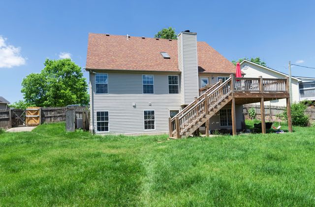 212 Woodfield Way, Nicholasville, KY 40356