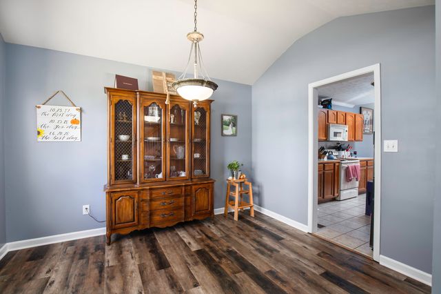 212 Woodfield Way, Nicholasville, KY 40356