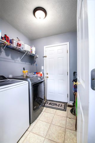 212 Woodfield Way, Nicholasville, KY 40356
