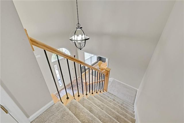 9842 Pin Oak Circle, De Soto, KS 66018