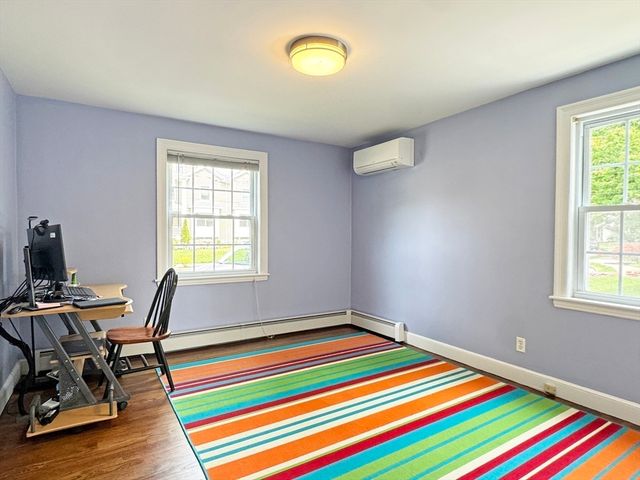 11 Hargrave Cir B, Newton, MA 02461