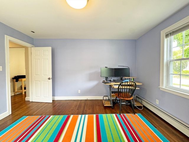 11 Hargrave Cir B, Newton, MA 02461
