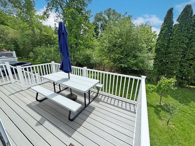 11 Hargrave Cir B, Newton, MA 02461