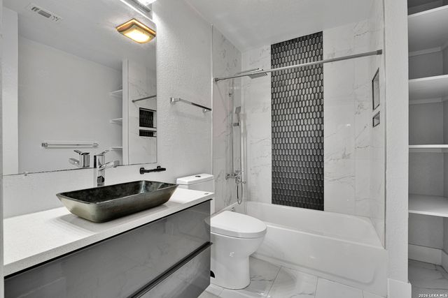 97 Autumn Pass, San Antonio, TX 78245