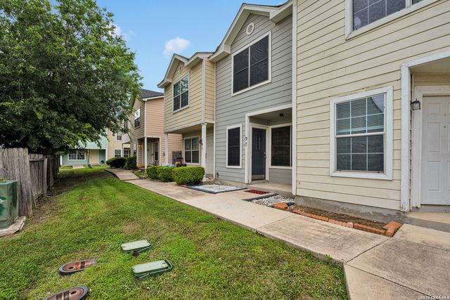 97 Autumn Pass, San Antonio, TX 78245