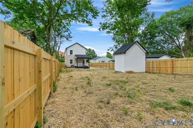 660 S Jones St, Petersburg, VA 23803