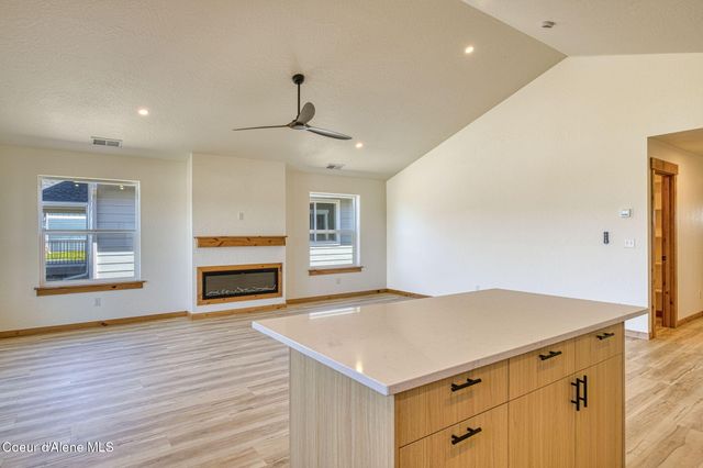 3596 N Blaze Loop, Post Falls, ID 83854
