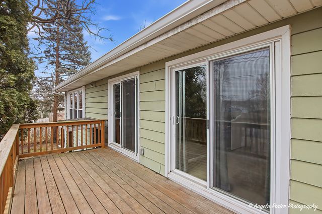 4519 W Shore Drive, Wonder Lake, IL 60097
