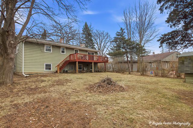 4519 W Shore Drive, Wonder Lake, IL 60097