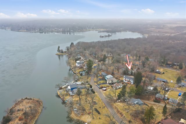 4519 W Shore Drive, Wonder Lake, IL 60097