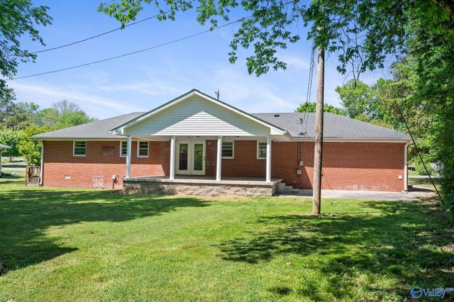 1106 Bagley Drive, Fayetteville, TN 37334