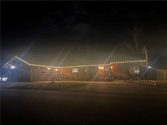 111 S 15th Street, Rogers, AR 72758