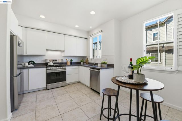 43220 Giovanni Terrace, Fremont, CA 94539