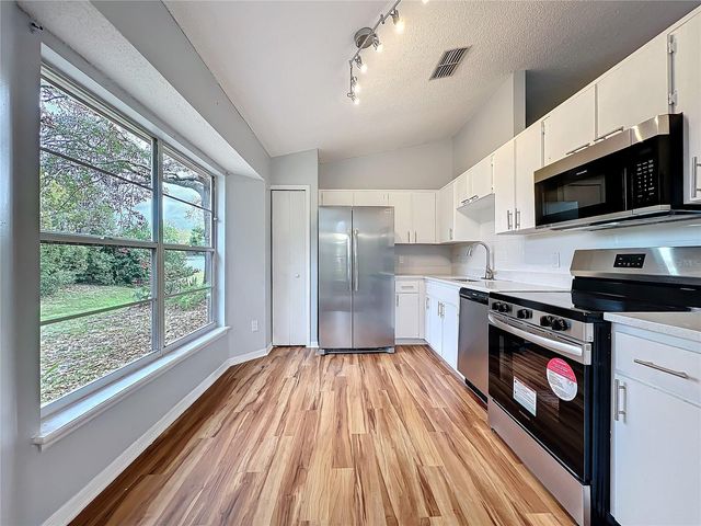 310 SUNVISTA COURT, Sanford, FL 32773