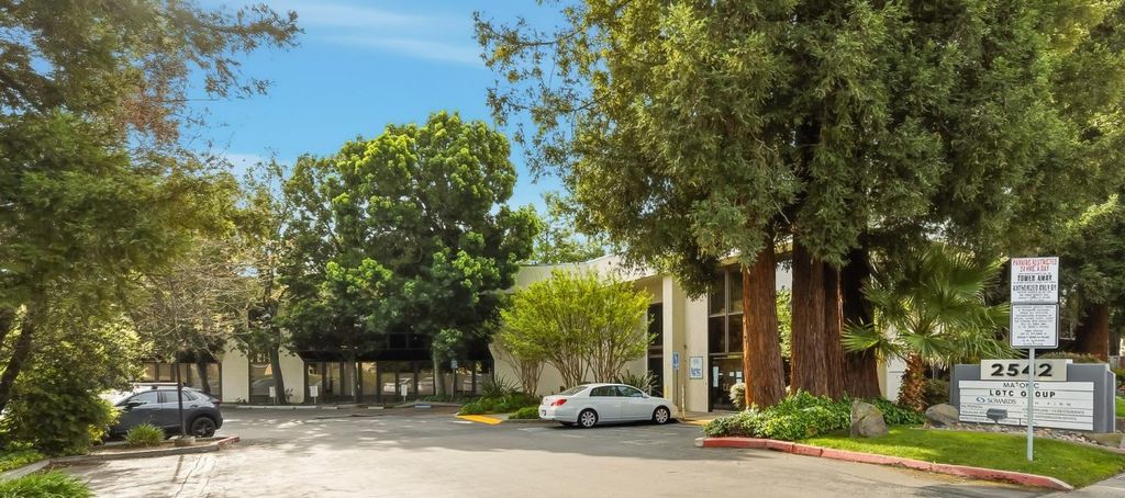 2542 S Bascom Avenue, Campbell, CA 95008