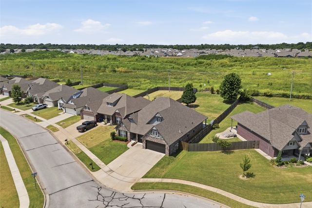6812 S Elder Avenue, Broken Arrow, OK 74011