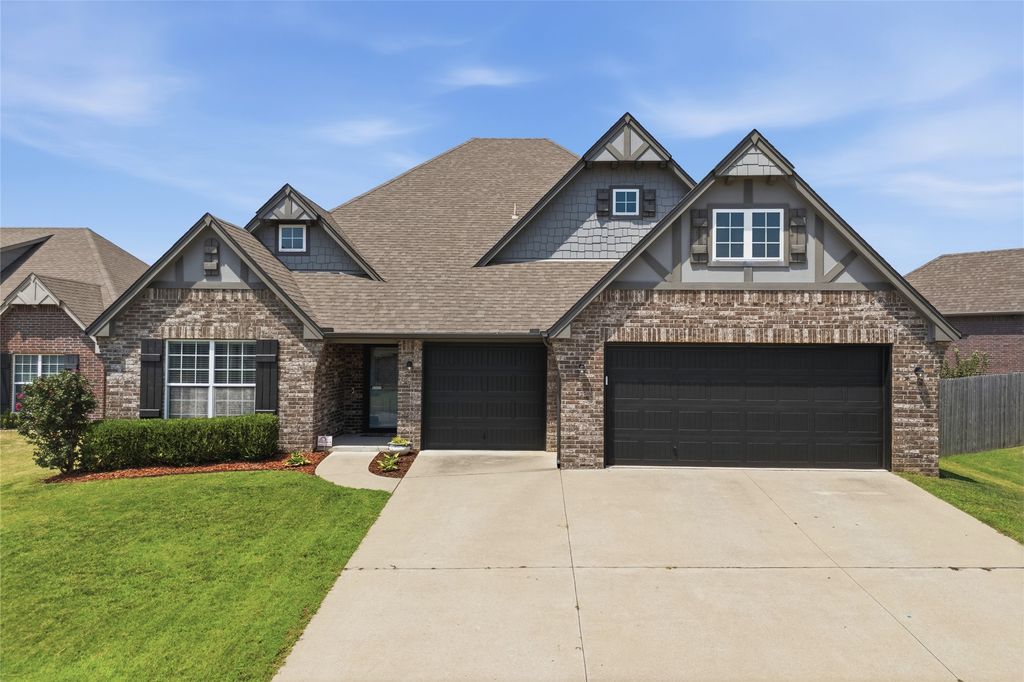 6812 S Elder Avenue, Broken Arrow, OK 74011