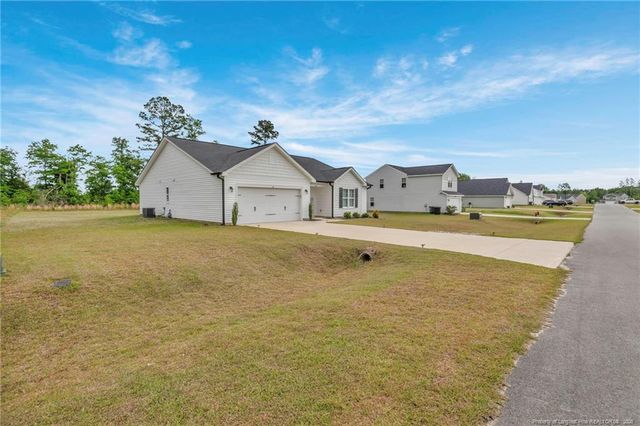 64 Dalmation Lane, Parkton, NC 28371
