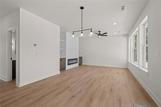 3 Carnahan Lane, Bella Vista, AR 72715