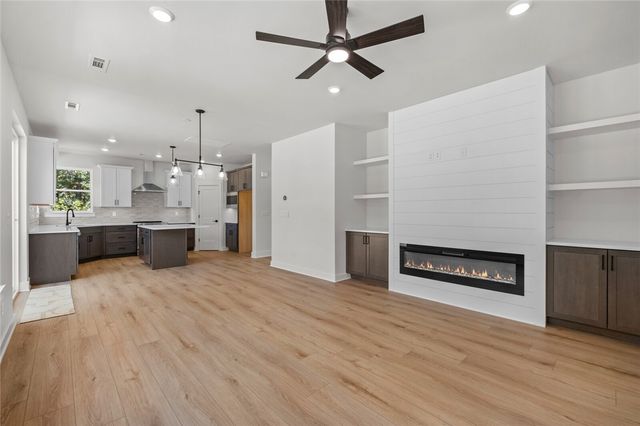 3 Carnahan Lane, Bella Vista, AR 72715