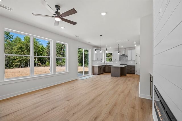 3 Carnahan Lane, Bella Vista, AR 72715