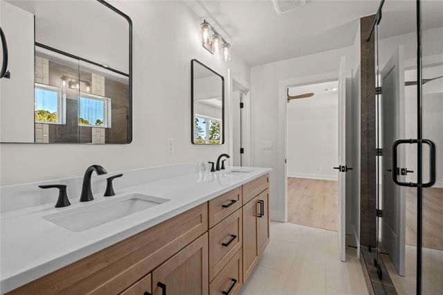 3 Carnahan Lane, Bella Vista, AR 72715