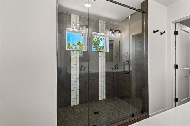 3 Carnahan Lane, Bella Vista, AR 72715