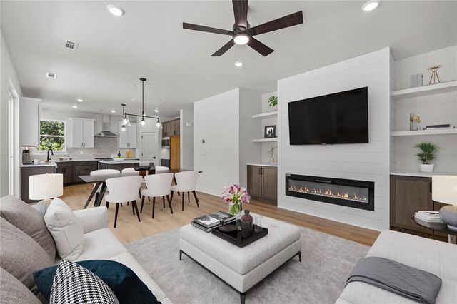 3 Carnahan Lane, Bella Vista, AR 72715