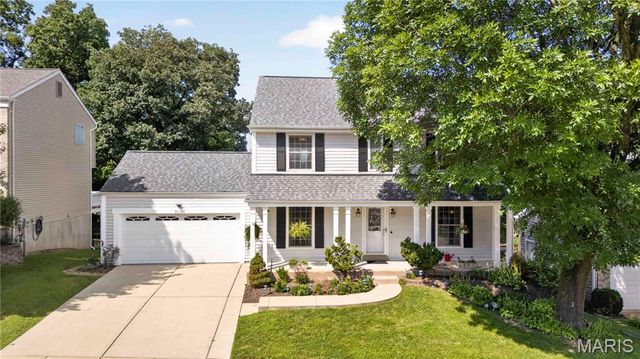 10323 Grant Forest Lane, St Louis, MO 63123
