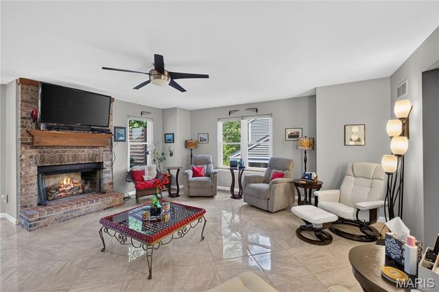 10323 Grant Forest Lane, St Louis, MO 63123
