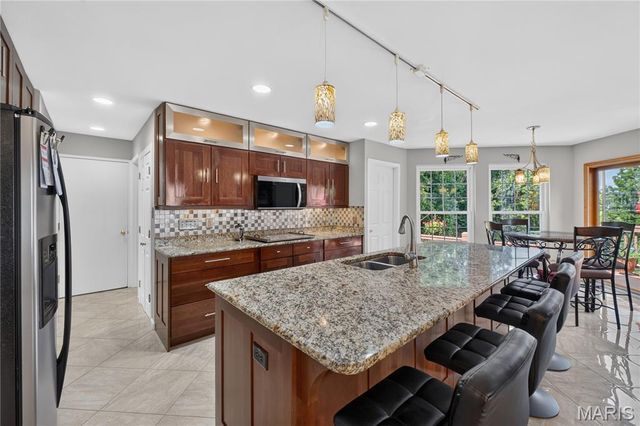 10323 Grant Forest Lane, St Louis, MO 63123