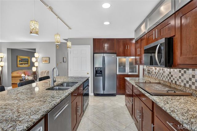 10323 Grant Forest Lane, St Louis, MO 63123