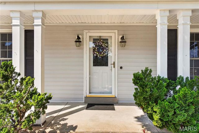 10323 Grant Forest Lane, St Louis, MO 63123