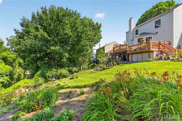 10323 Grant Forest Lane, St Louis, MO 63123