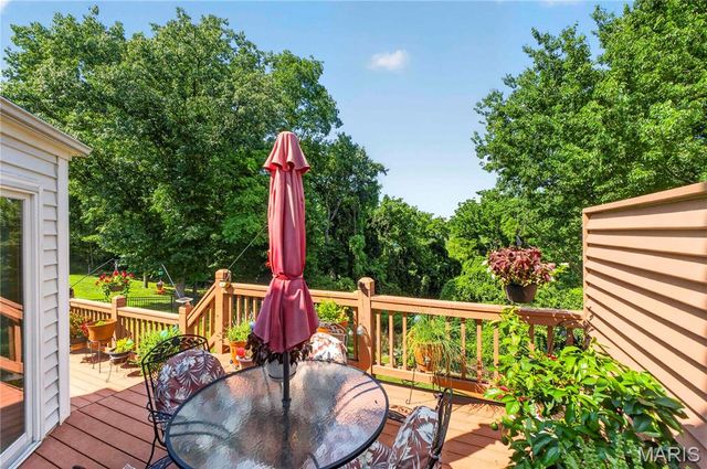10323 Grant Forest Lane, St Louis, MO 63123