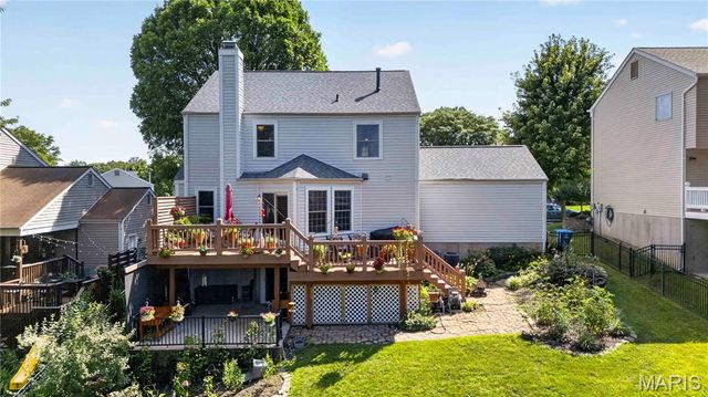 10323 Grant Forest Lane, St Louis, MO 63123