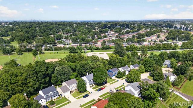 10323 Grant Forest Lane, St Louis, MO 63123
