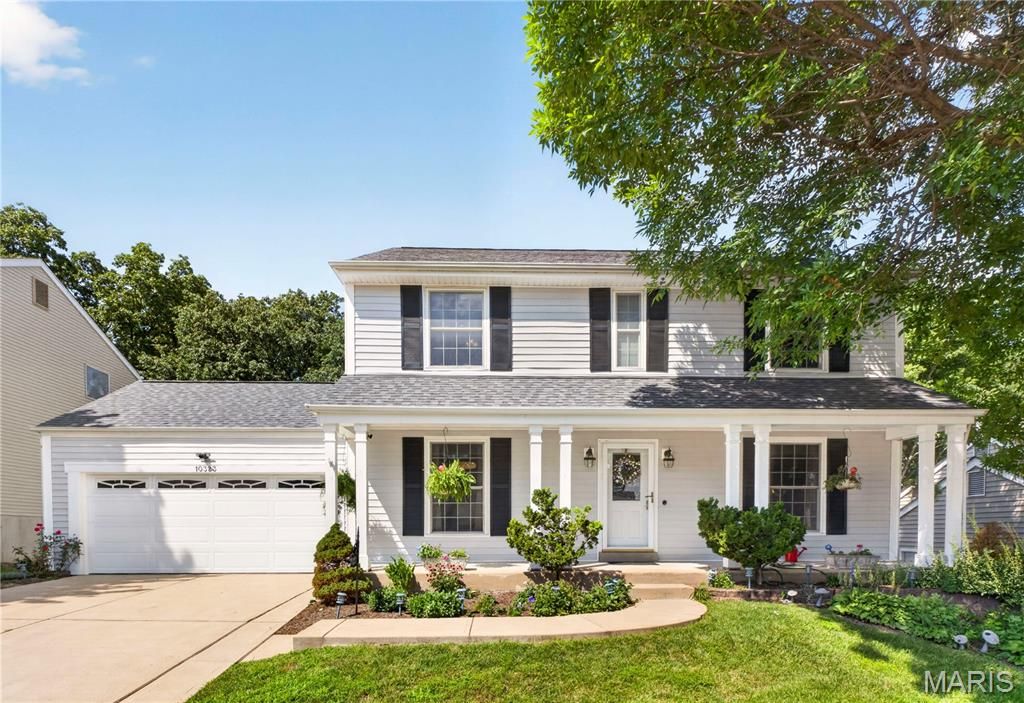 10323 Grant Forest Lane, St Louis, MO 63123