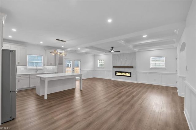 626 30th ST, Newport News, VA 23607