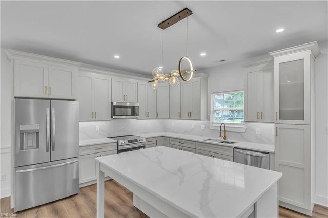 626 30th ST, Newport News, VA 23607