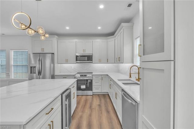 626 30th ST, Newport News, VA 23607