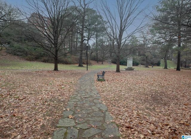 57 Hanover Cir S Apt 115, Birmingham, AL 35205