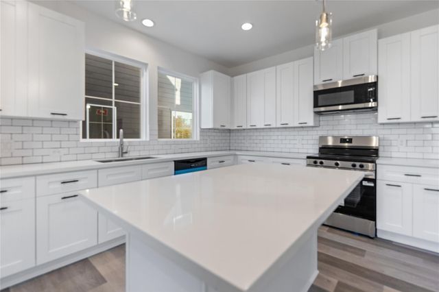 2702 Winbern Street B, Houston, TX 77004