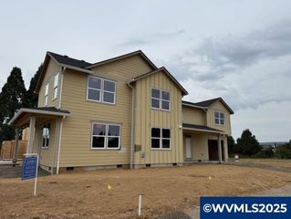 310 NE Clay St, Sublimity, OR 97385