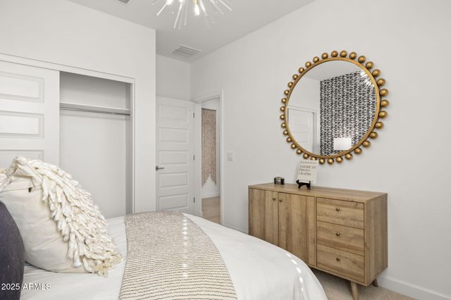 15482 W DESERT HOLLOW Drive, Surprise, AZ 85387