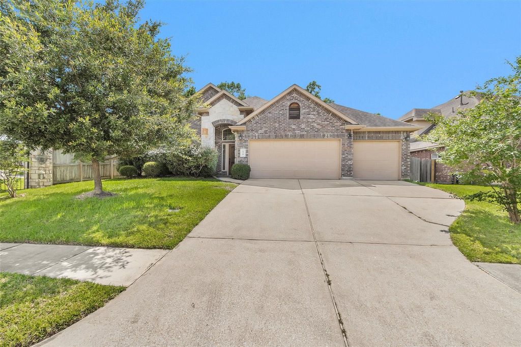 138 Meadow Landing Drive, Conroe, TX 77384