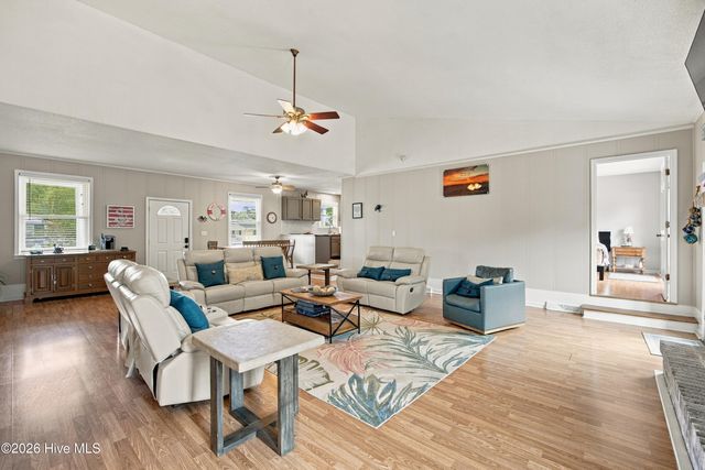 321 NE 60th Street, Oak Island, NC 28465
