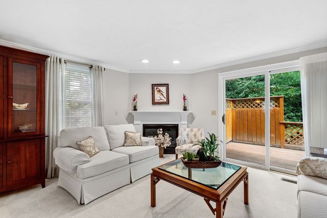 20 Bishops Park 20, Mashpee, MA 02649