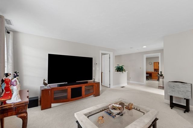 20 Bishops Park 20, Mashpee, MA 02649